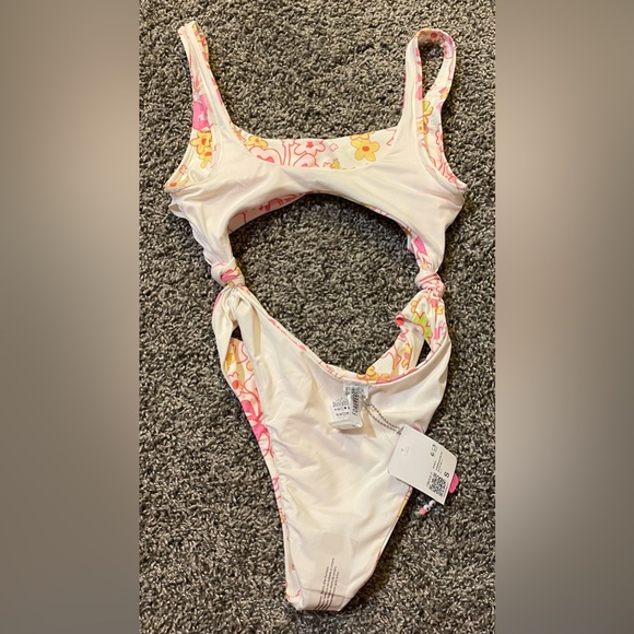 NWT Forever 21 Barbie Monokini One Piece Swimsuit Floral Flowers Size Small - Picture 7 of 14